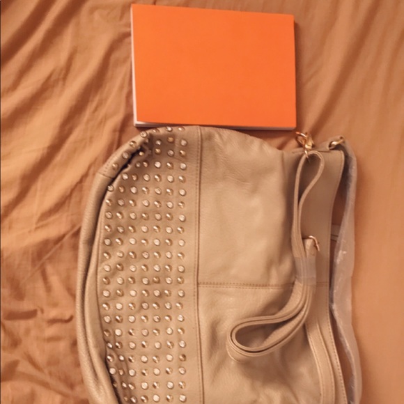 BRAND NEW Tan Purse-great storage and rhinestones - Picture 1 of 5